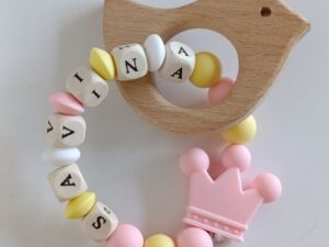 Бебешка гризалка с име на бебето