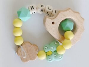 Бебешка гризалка с име или без име по избор