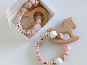 Бебешка гризалка с име или без име по избор