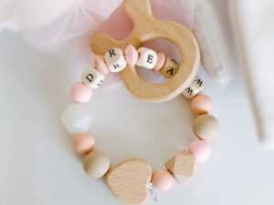 Бебешка гризалка с име или без име по избор